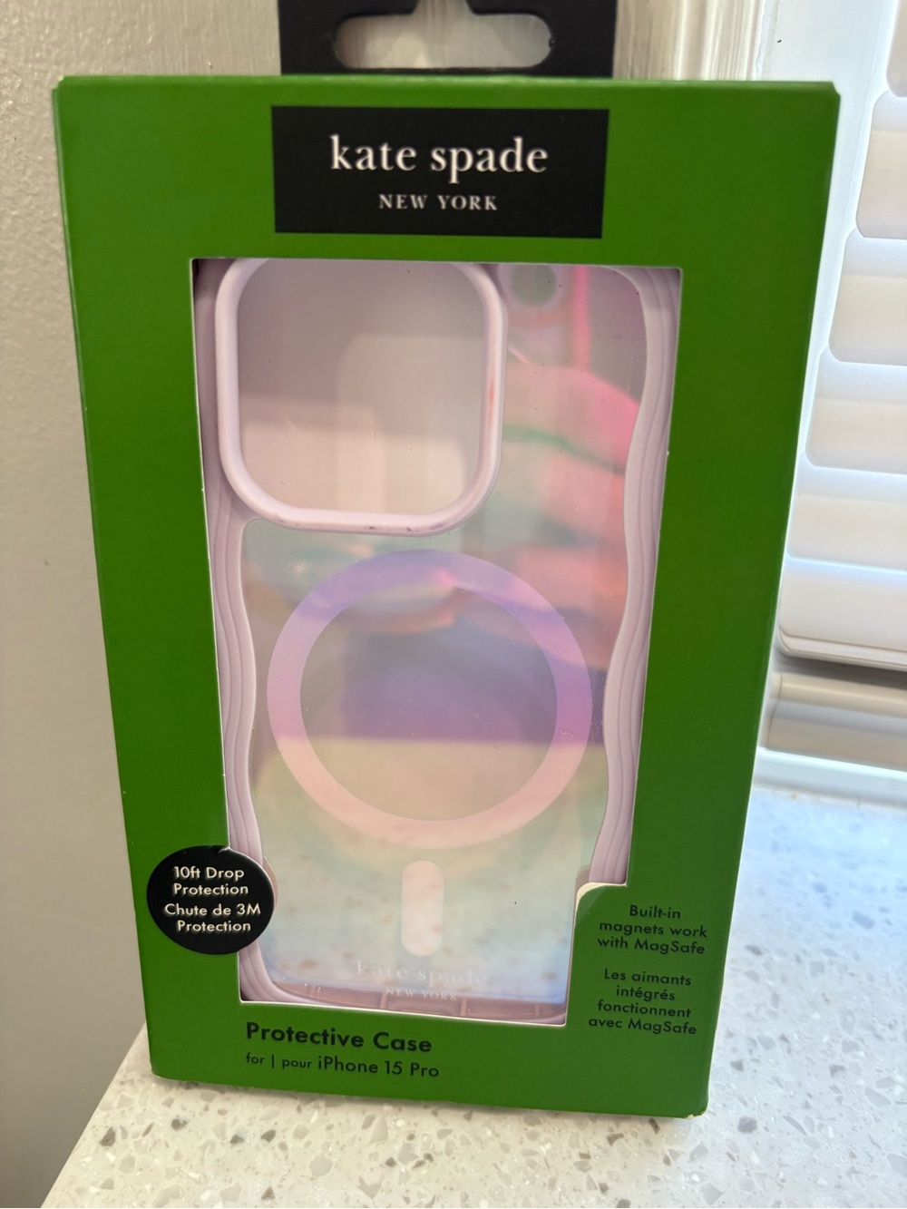 NIB kate spade Iridescent Pink MagSafe iPhone 15 Pro Case